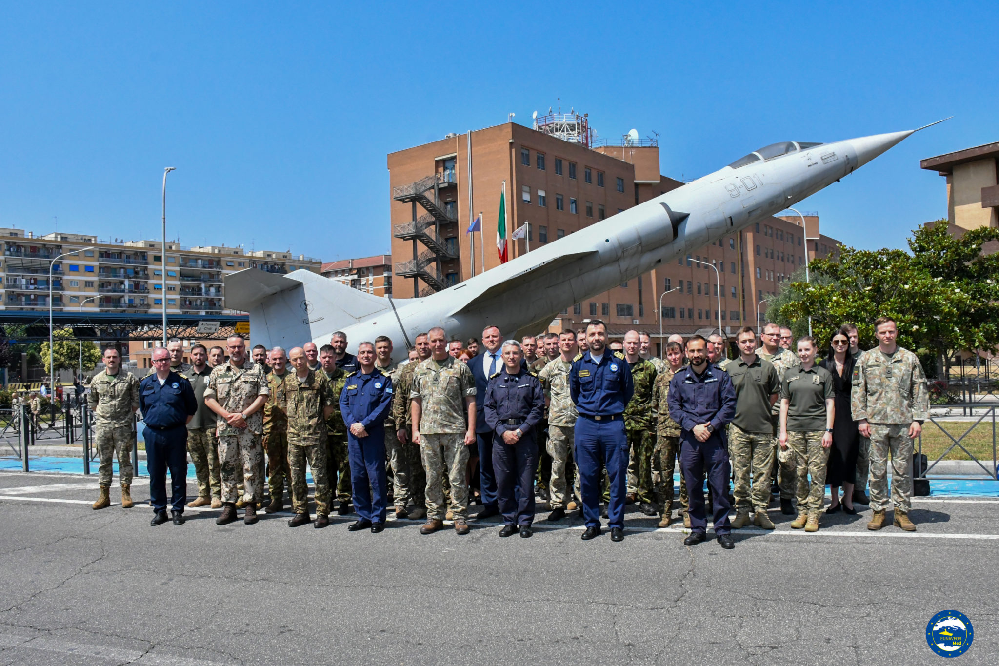 BALTIC DEFENCE COLLEGE VISITS IRINI OPERATIONAL HEADQUARTERS (OHQ) IN ...